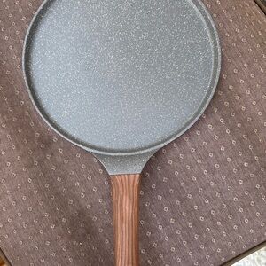Sensarte Non-Stick Gray Pan with Wood Handle